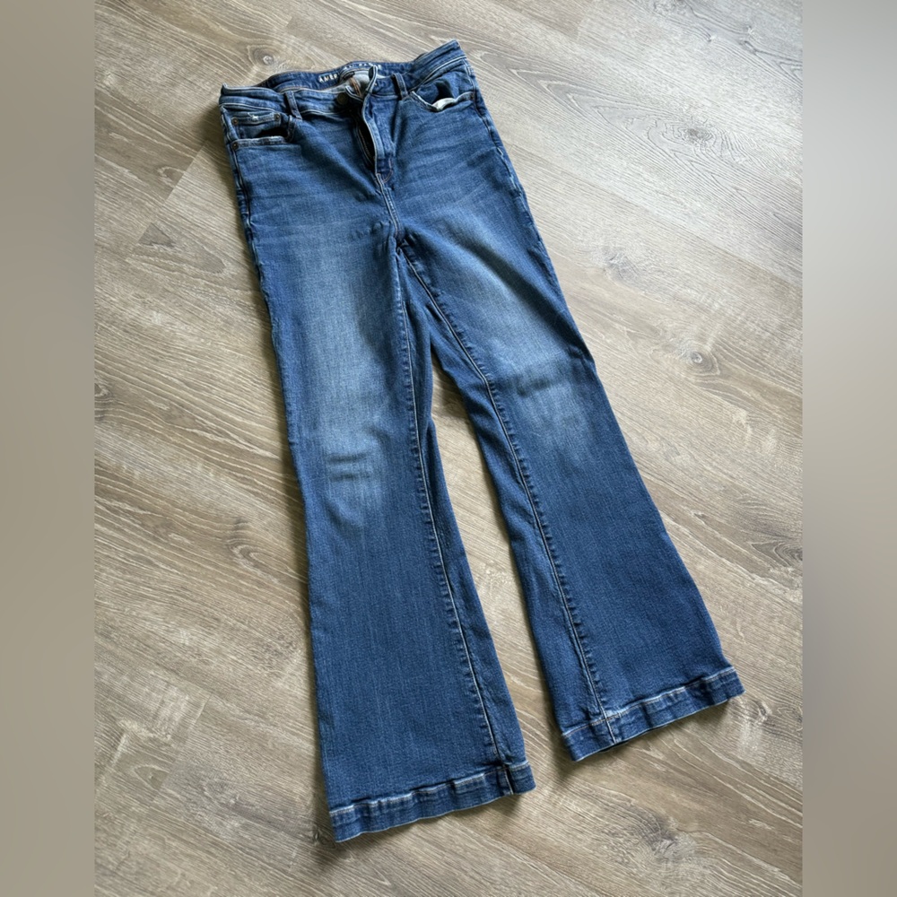 Flare Jeans